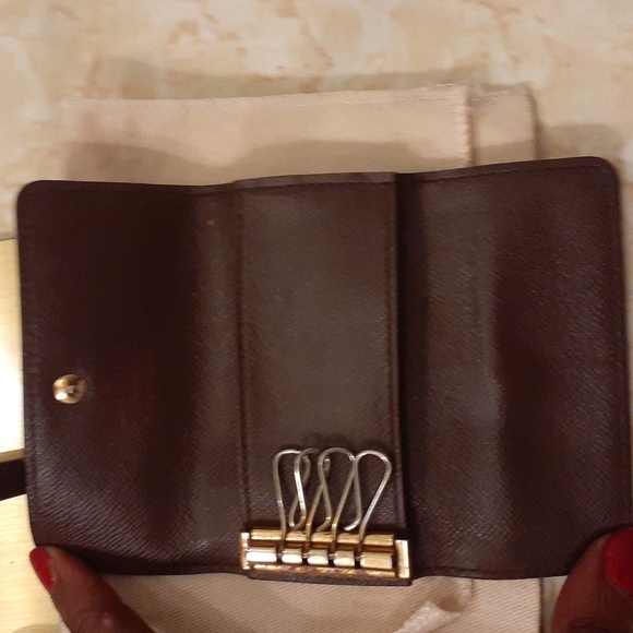LOUIS VUITTON DAMIER CASE AUTHENTIC KEY HOLDER - Picture 7 of 13